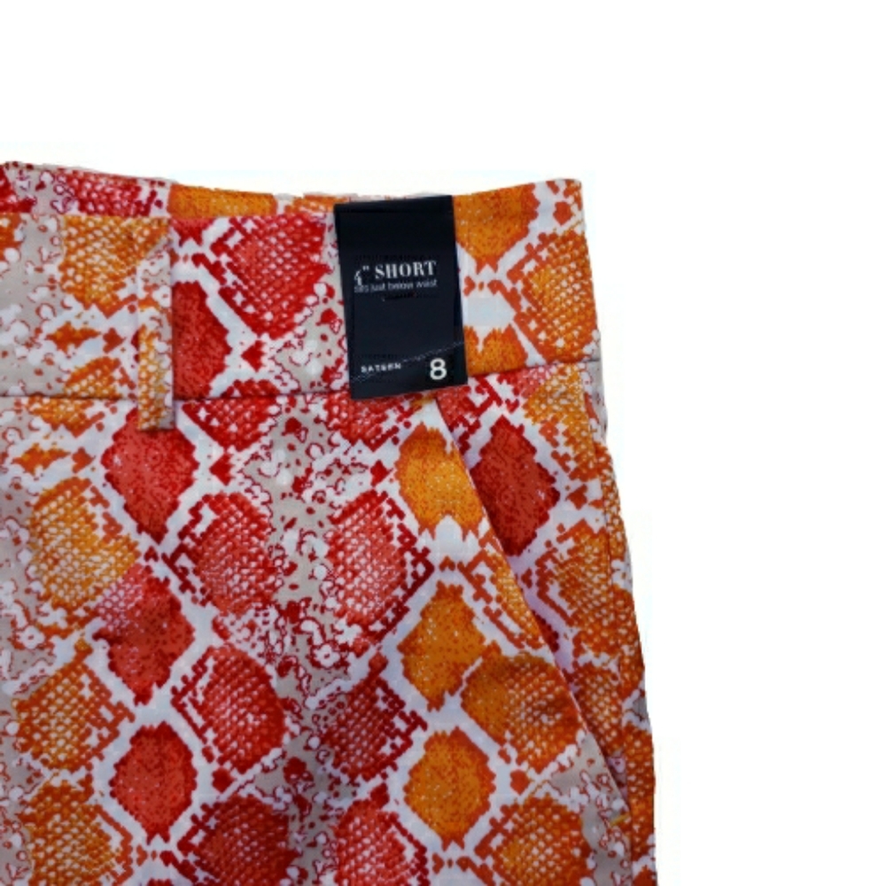 New York & Company Sateen Cuffed Shorts - Picture 2 of 5